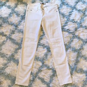 White Hollister jeans size 29